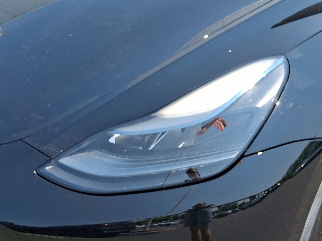 Thumbnail: 2022 Tesla Model Y - 9