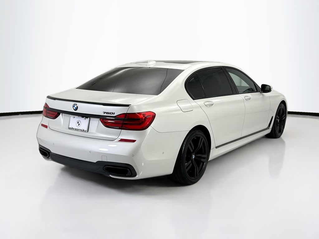 Thumbnail: 2018 BMW 7 Series - 5