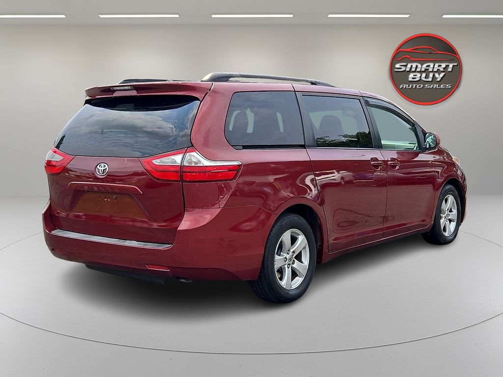 2017 Toyota Sienna