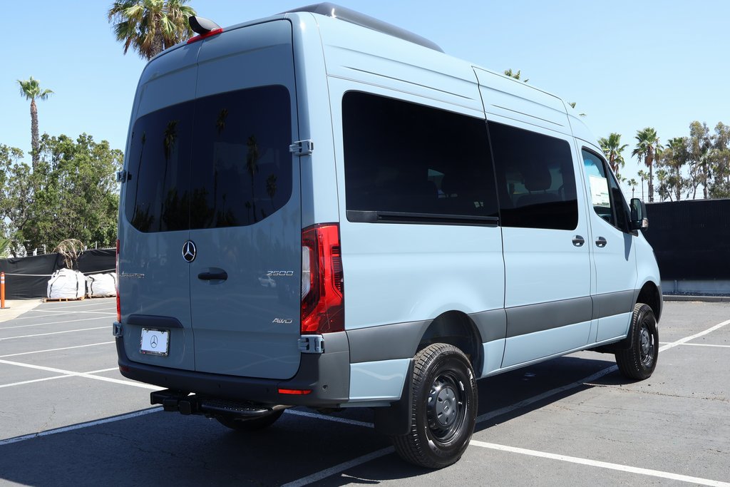 Thumbnail: 2026 Mercedes-Benz Sprinter - 2