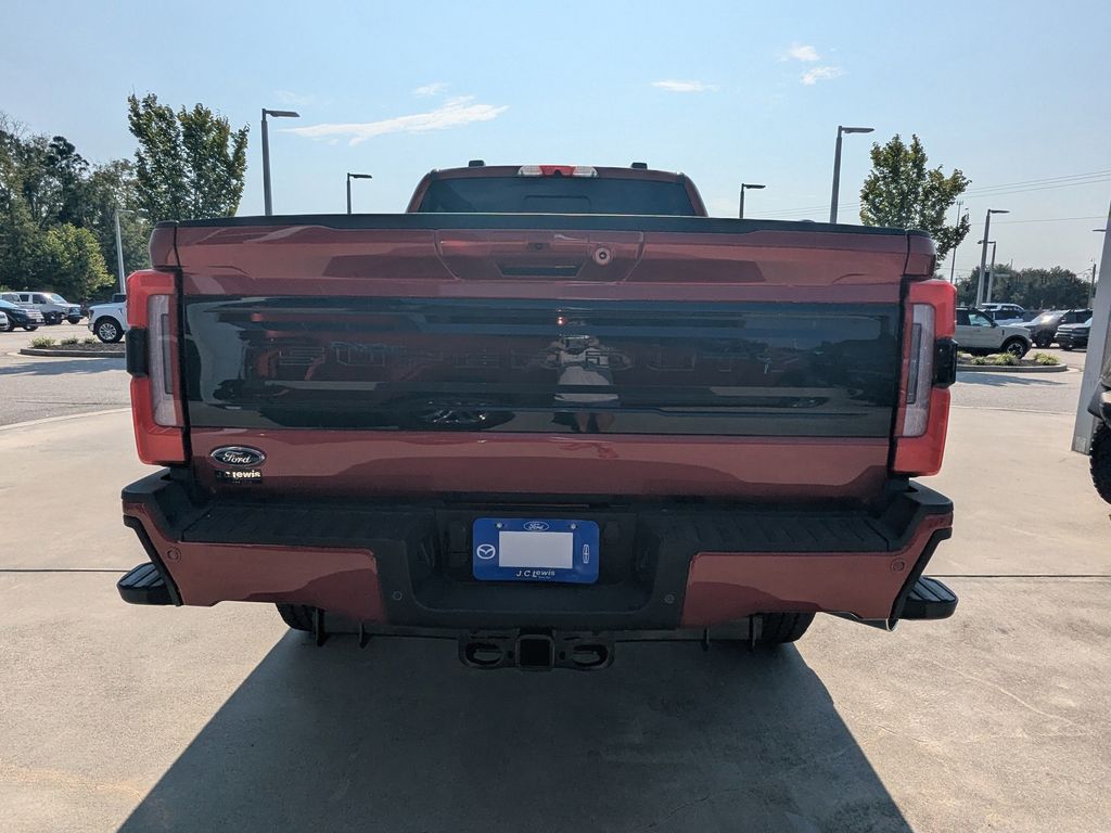 2026 Ford Super Duty F-350 SRW Platinum