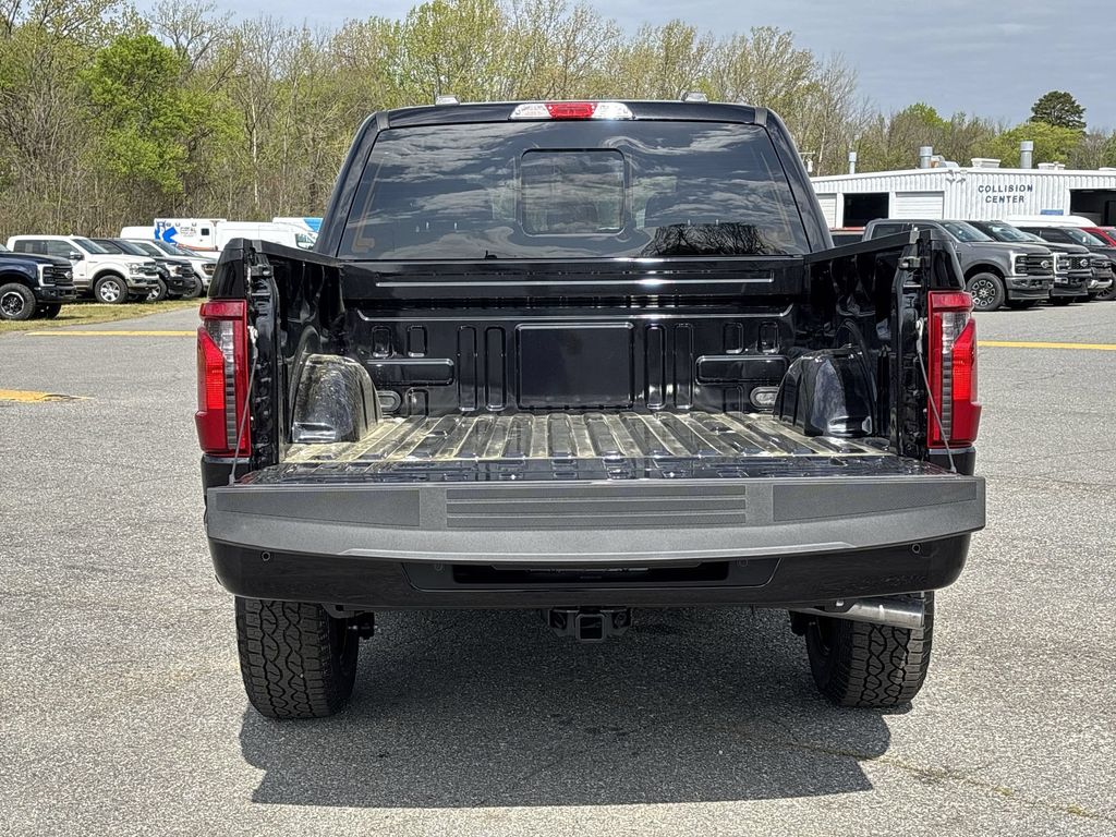 New 2026 Agate Black Metallic Ford XLT image 20