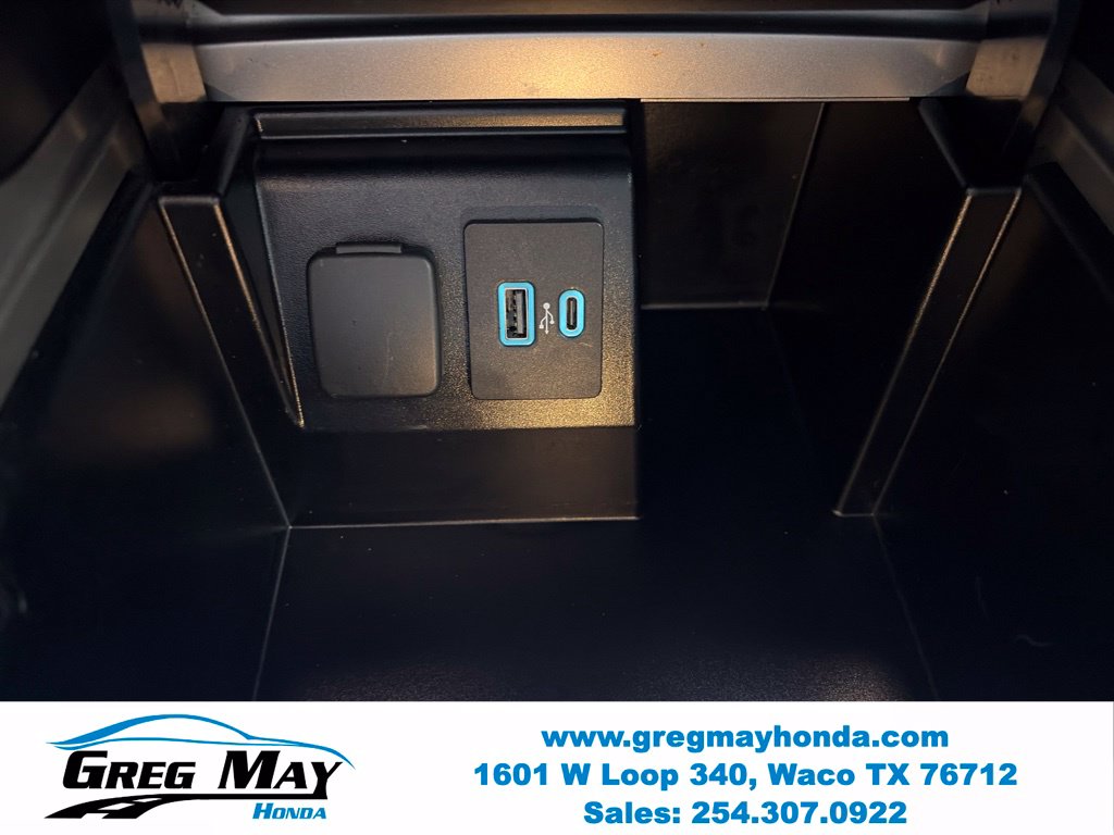 2020 Ford Explorer XLT Black at Greg May Honda