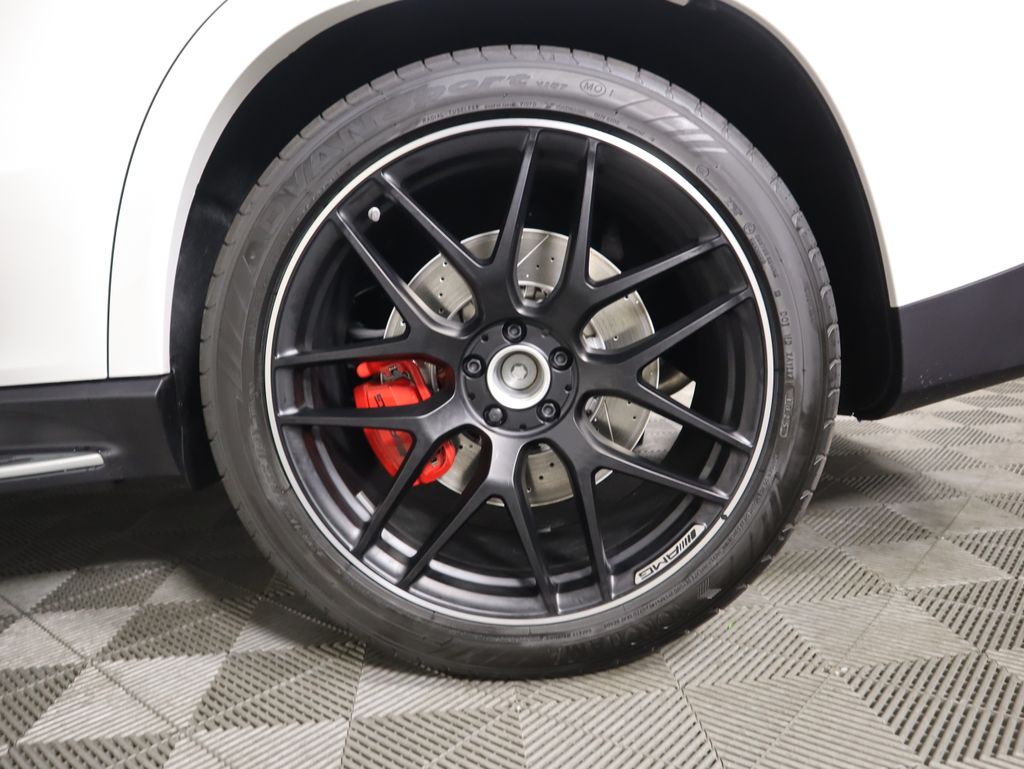 Thumbnail: 2026 Mercedes-Benz GLE - 32