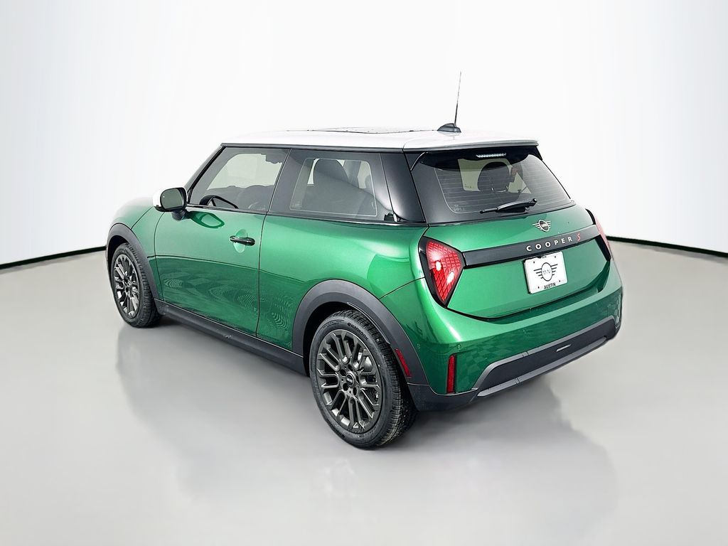 2025 MINI Cooper S 7