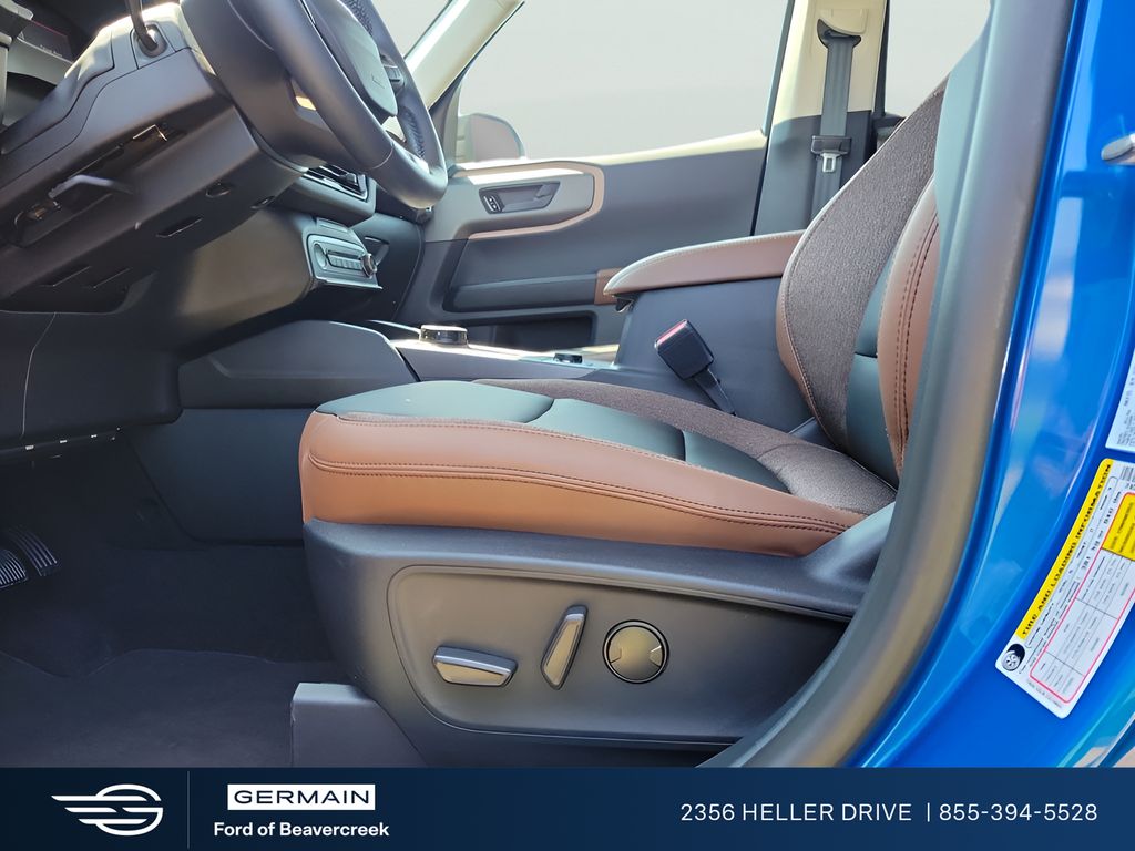 New 2026 Blue Ford Outer Banks image 14