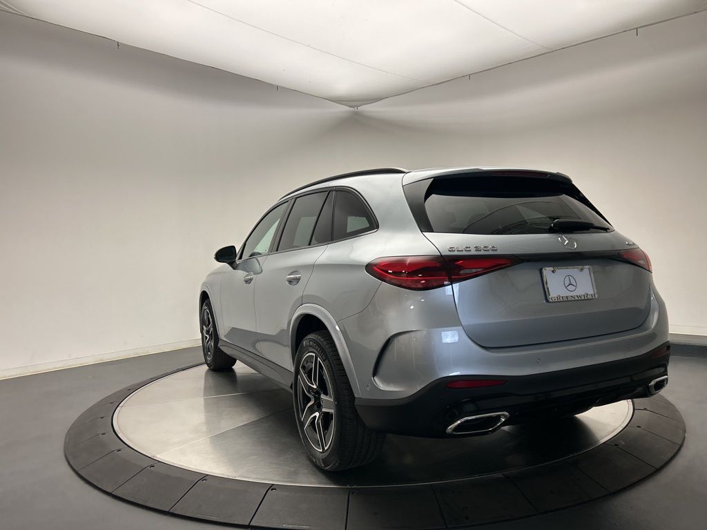 Thumbnail: 2026 Mercedes-Benz GLC - 5