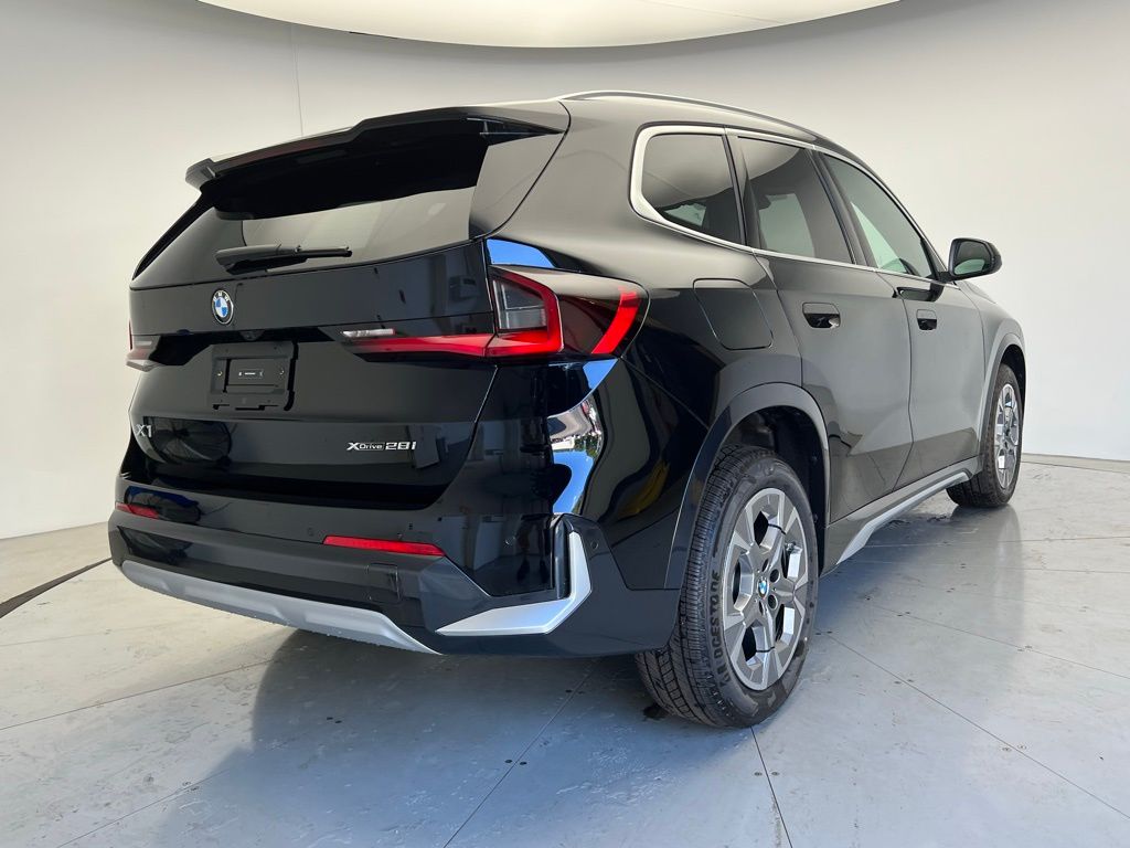 Thumbnail: 2026 BMW X1 - 3