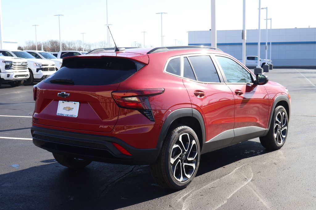 Thumbnail: 2026 Chevrolet Trax - 8