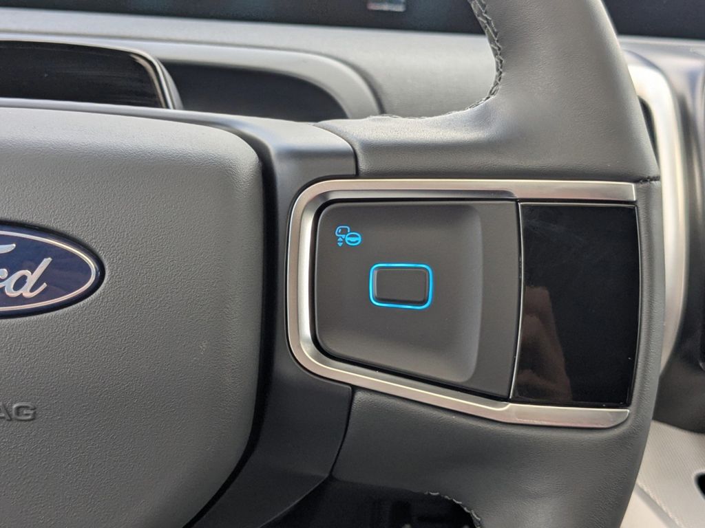 2026 Ford Expedition Max Active MAX