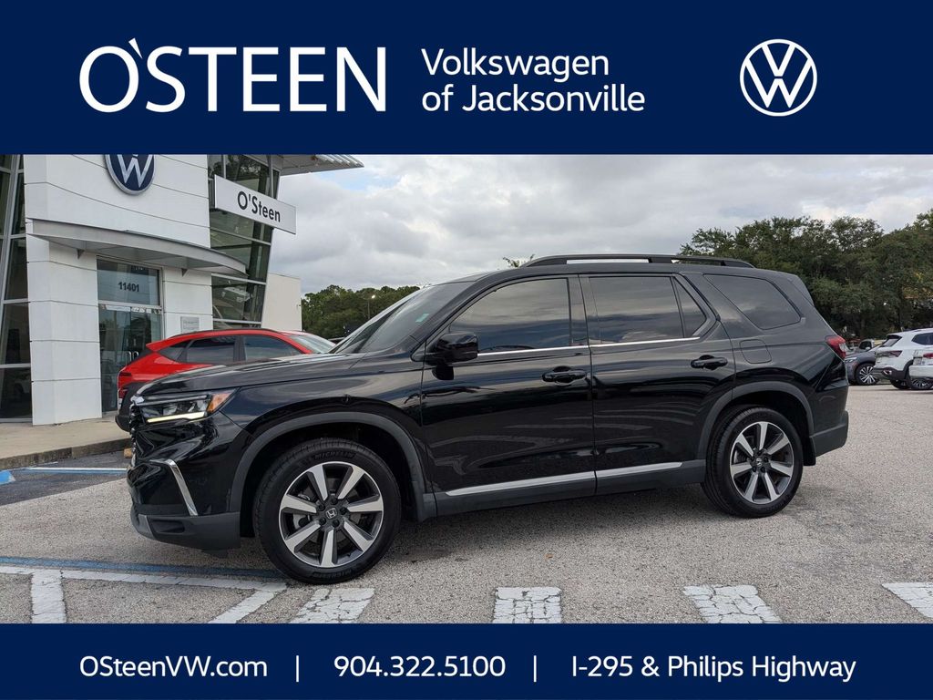 Crystal Black Pearl 2023 Honda Pilot SUV / Crossover Front-Wheel Drive Automatic