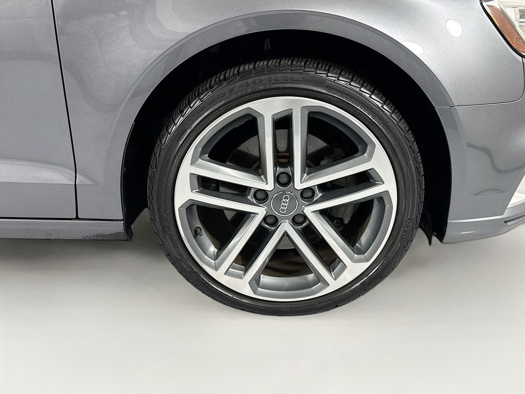 Thumbnail: 2018 Audi A3 - 32