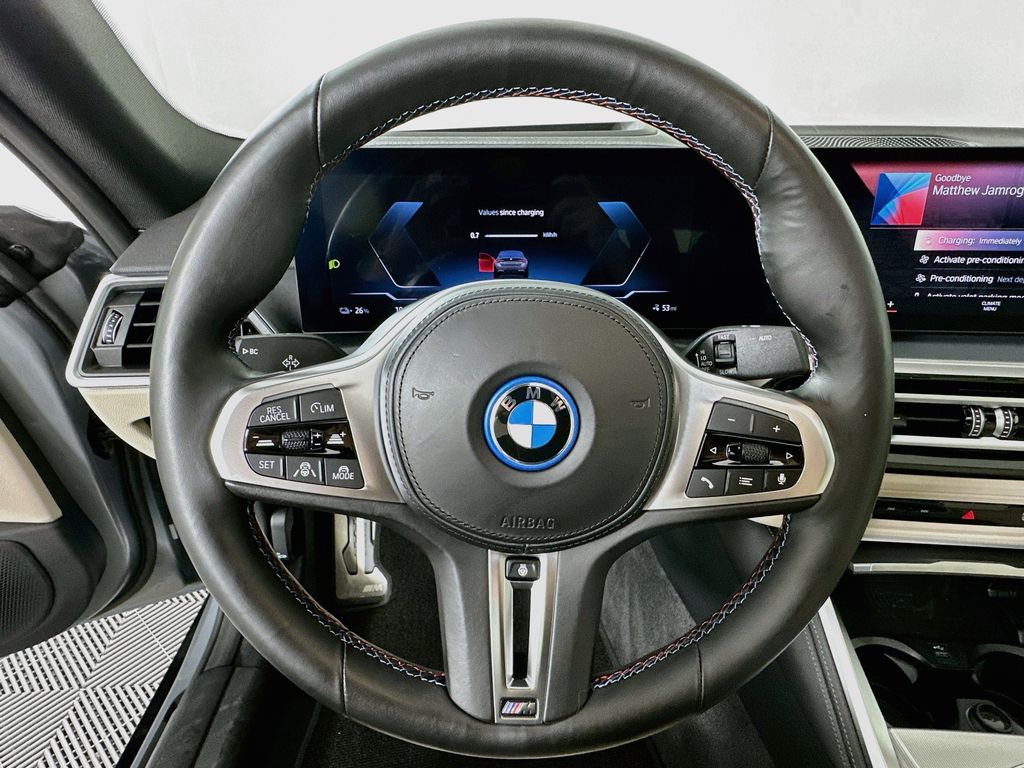 Thumbnail: 2023 BMW i4 - 11