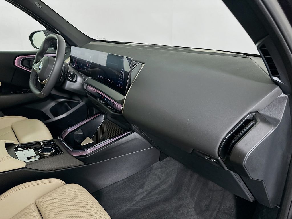 Thumbnail: 2025 BMW X3 - 28