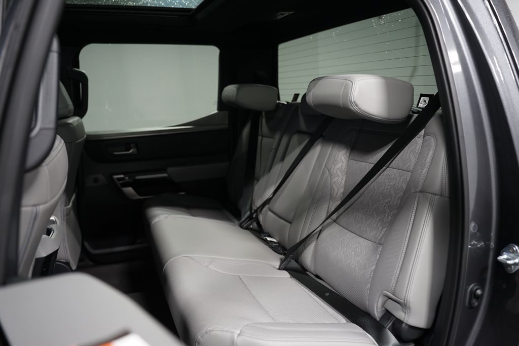 2025 Toyota Tundra Limited 32