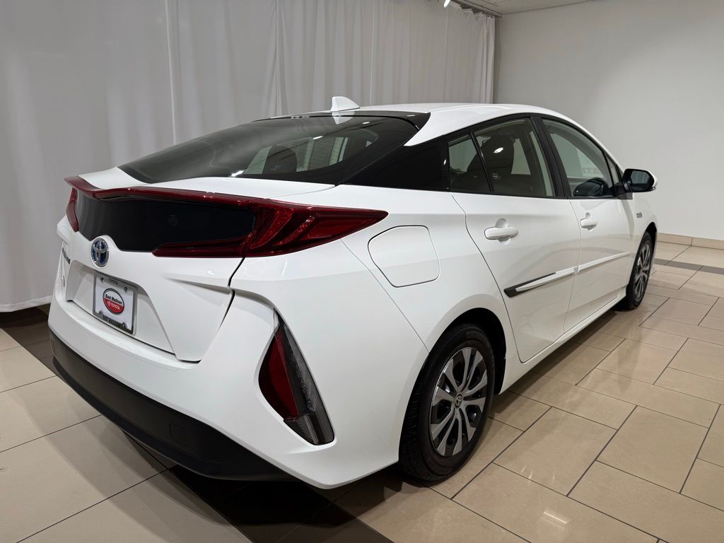 Thumbnail: 2021 Toyota Prius Prime - 5