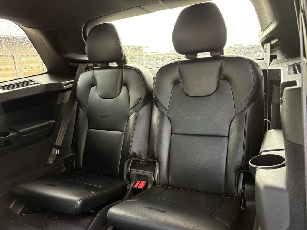 2020 Volvo XC90 T5 Momentum White at Ultimate Motorsports