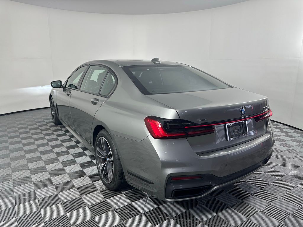 Thumbnail: 2022 BMW 7 Series - 7