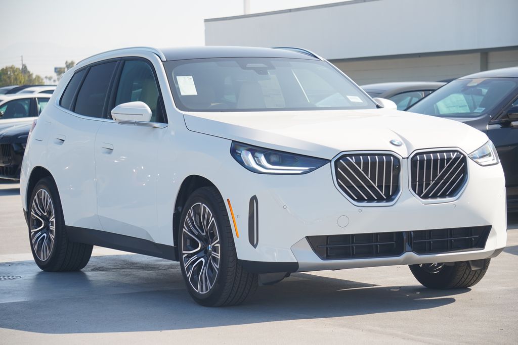 Thumbnail: 2025 BMW X3 - 3