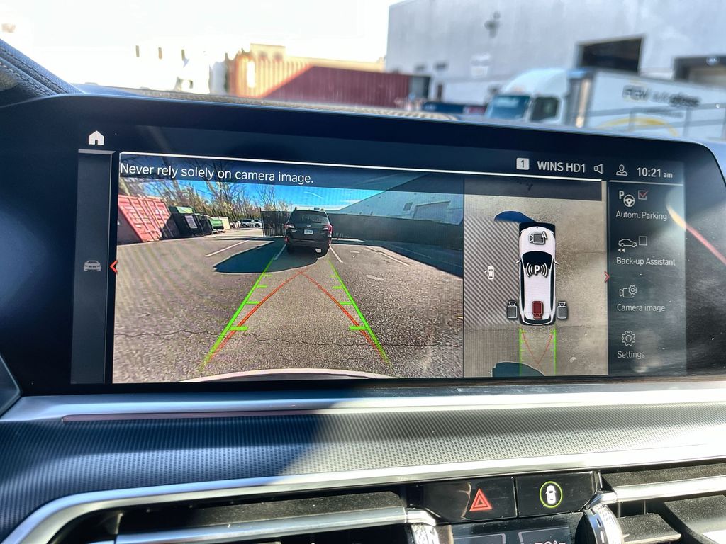 Thumbnail: 2023 BMW X5 - 17