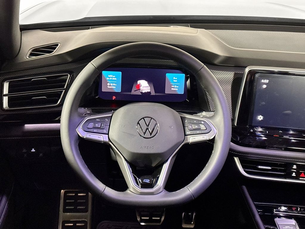2026 Volkswagen Atlas Cross Sport 2.0T SEL R-Line Black