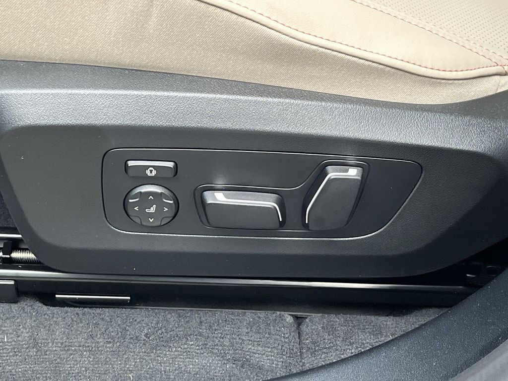 Thumbnail: 2025 BMW X3 - 12