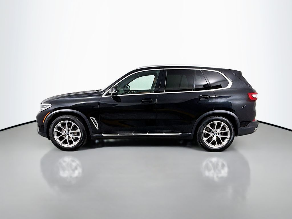 Thumbnail: 2021 BMW X5 - 8