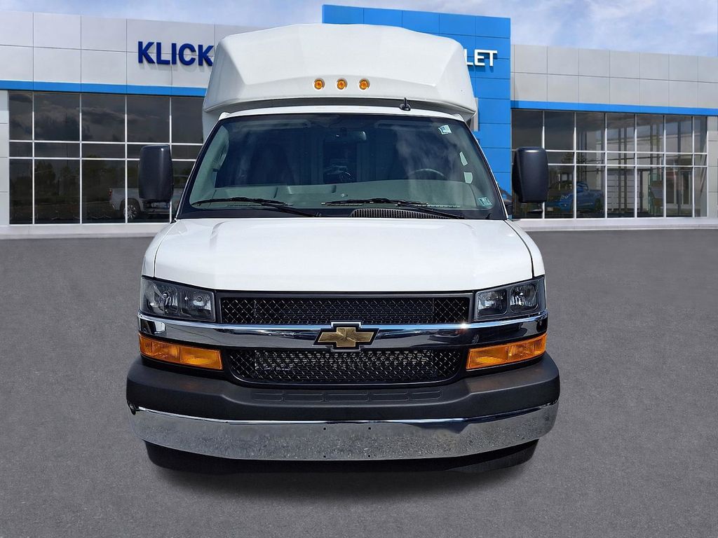 2026 Chevrolet Express 3500 Work Van White at Klick Lewis Buick Chevrolet