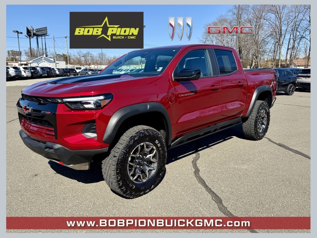 Radiant Red Tintcoat 2024 Chevrolet Colorado ZR2 Crew Cab 4WD Pickup Truck Four-Wheel Drive 8-Speed Automatic