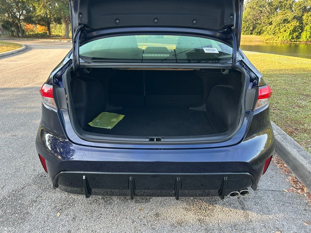 Thumbnail: 2024 Toyota Corolla - 10