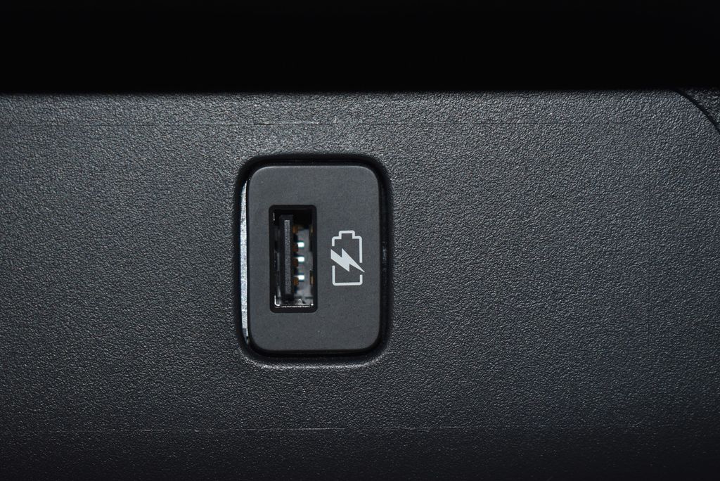 Thumbnail: 2023 Nissan Sentra - 30