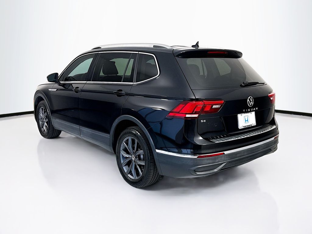 Thumbnail: 2022 Volkswagen Tiguan - 7