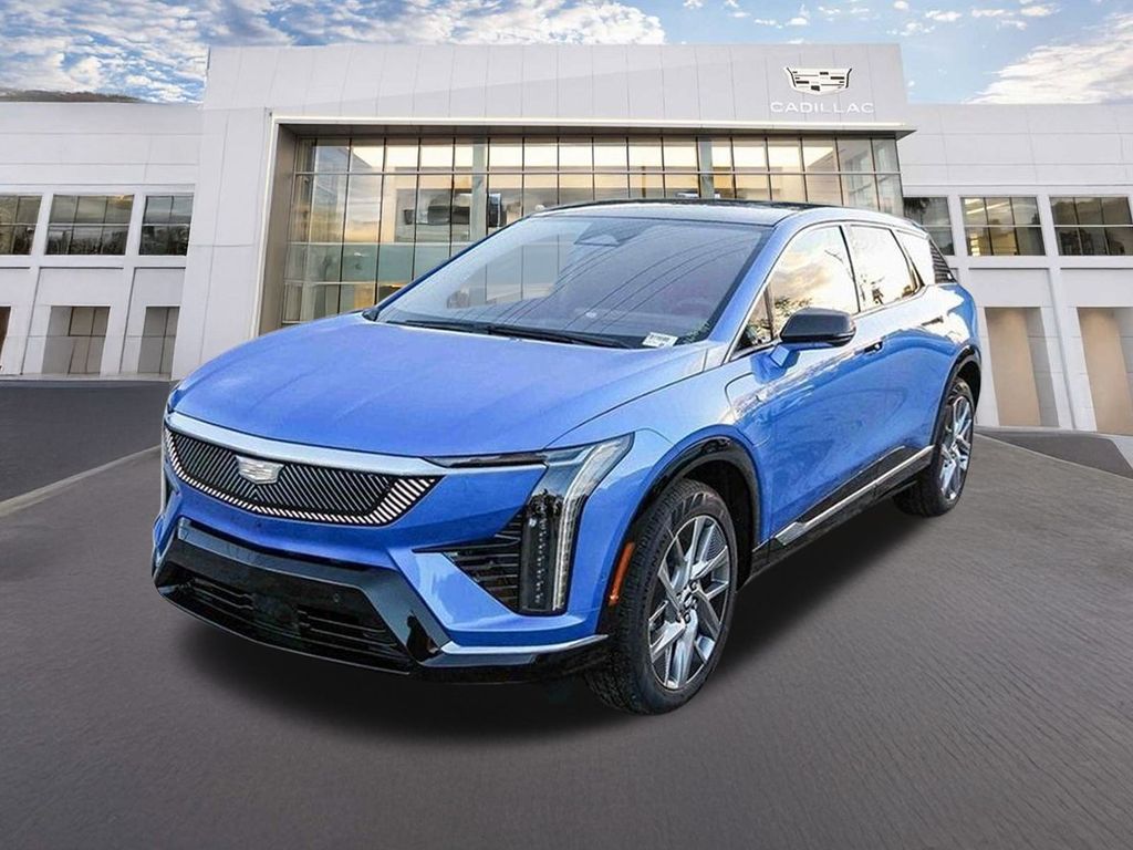 2026 Cadillac OPTIQ Premium Luxury AWD