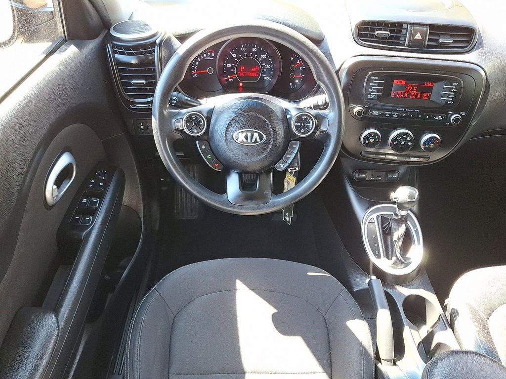 2015 Kia Soul Base 11