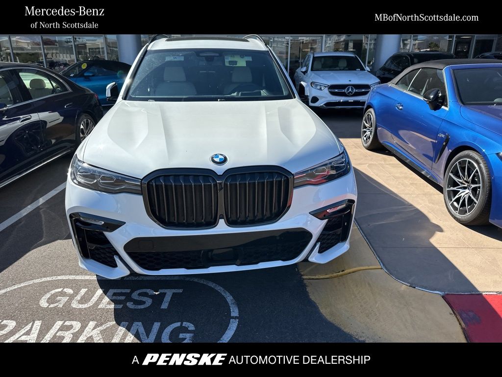Thumbnail: 2021 BMW X7 - 1