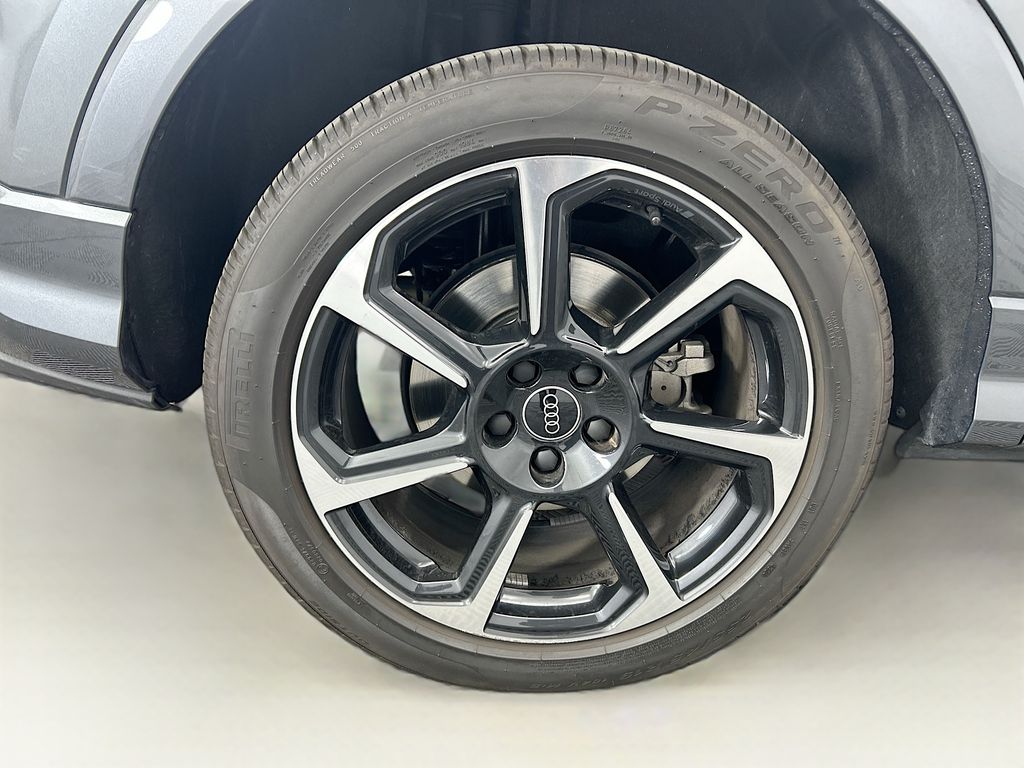 Thumbnail: 2025 Audi Q3 - 31