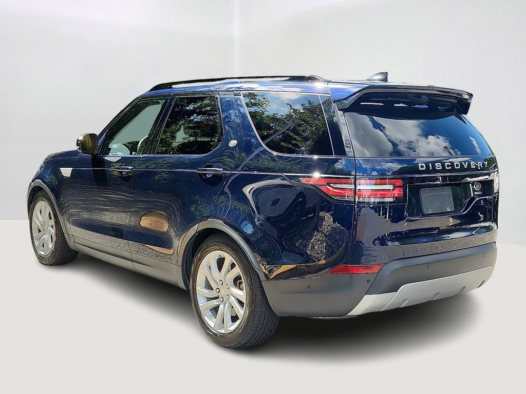 Thumbnail: 2020 Land Rover Discovery - 7