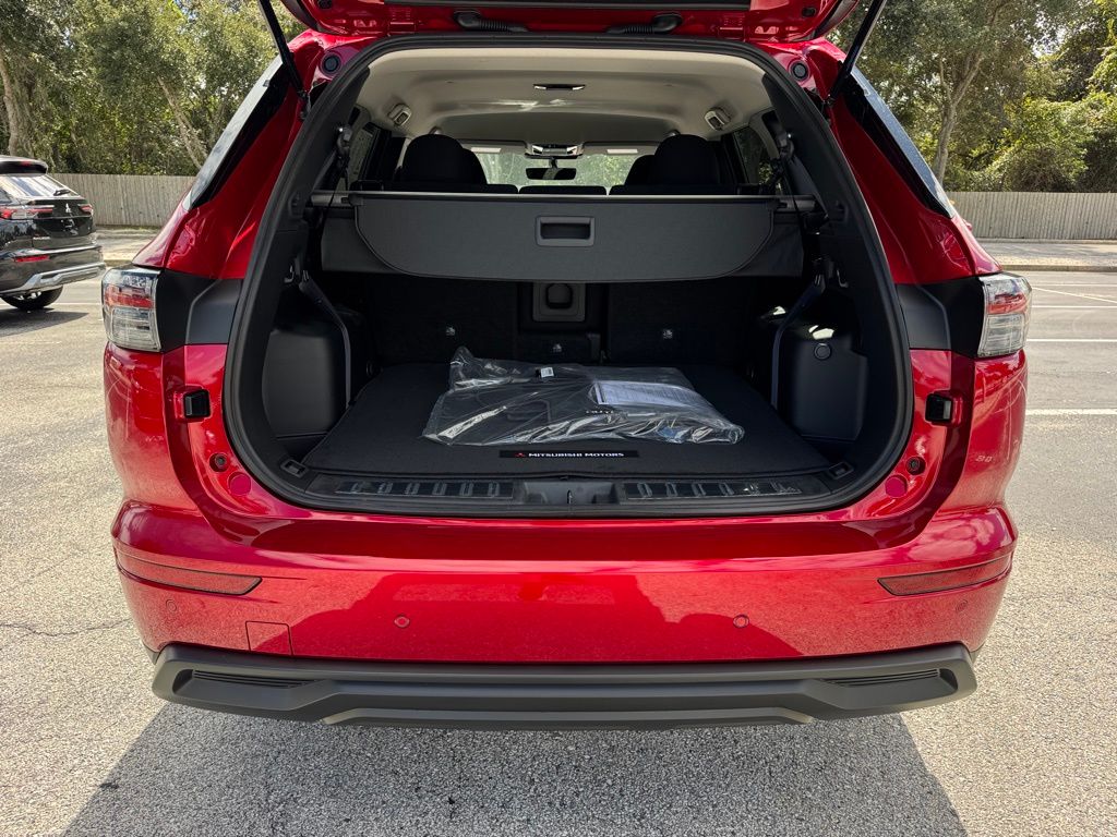 New 2025 Mitsubishi Outlander SUV