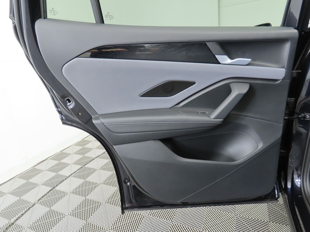 2025 Volkswagen Tiguan 2.0T 27