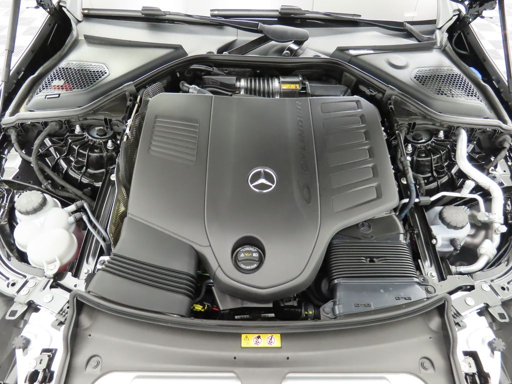 2025 Mercedes-Benz E-Class E 450 29