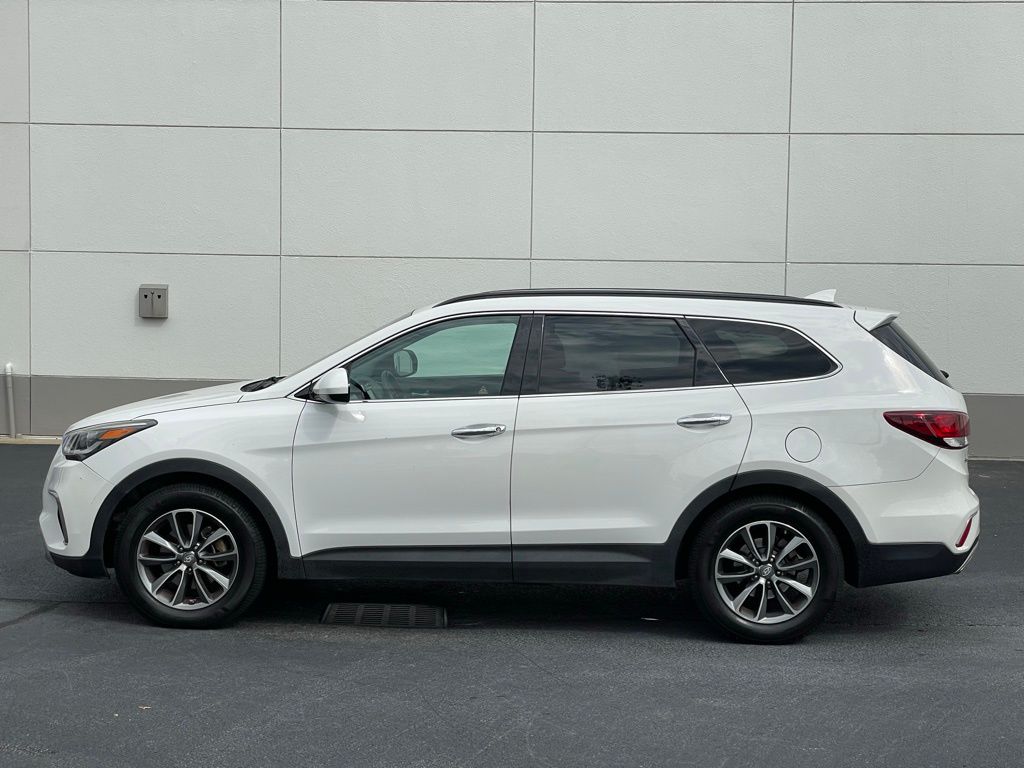 Thumbnail: 2017 Hyundai Santa Fe - 2