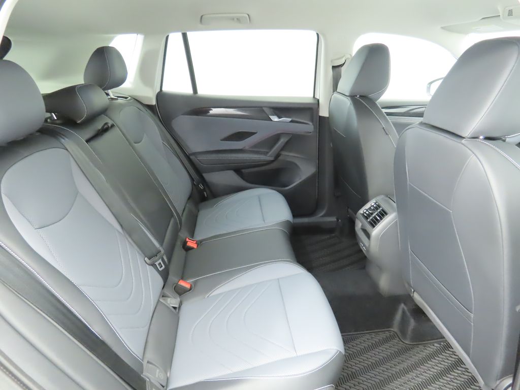 Thumbnail: 2026 Volkswagen Tiguan - 22