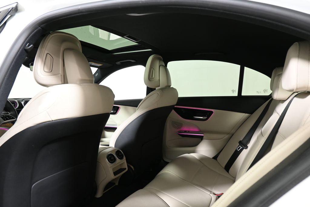 Thumbnail: 2022 Mercedes-Benz C-Class - 6