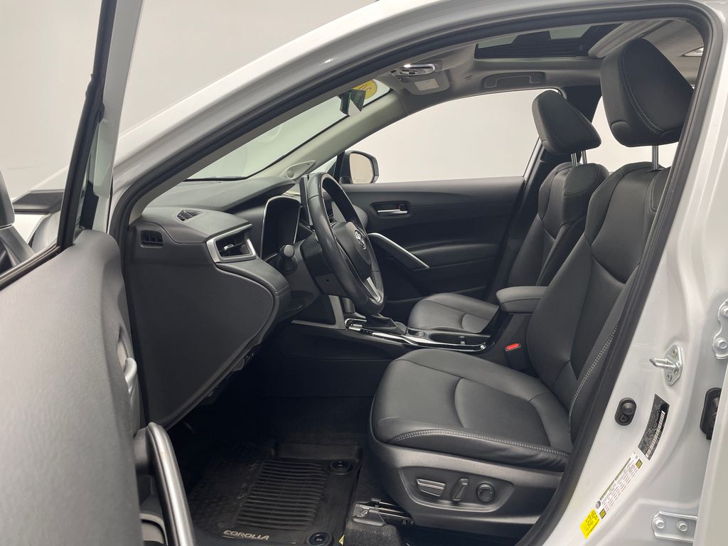 Thumbnail: 2024 Toyota Corolla Cross - 12