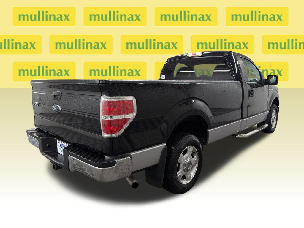 Used 2009  Ford  image 3