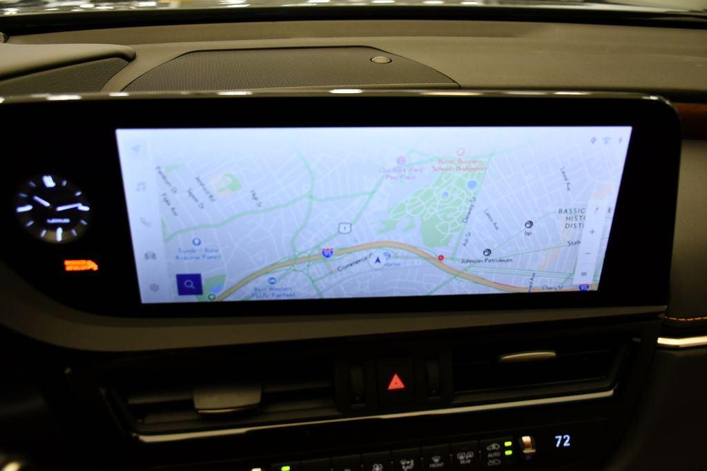 Thumbnail: 2025 Lexus ES - 25