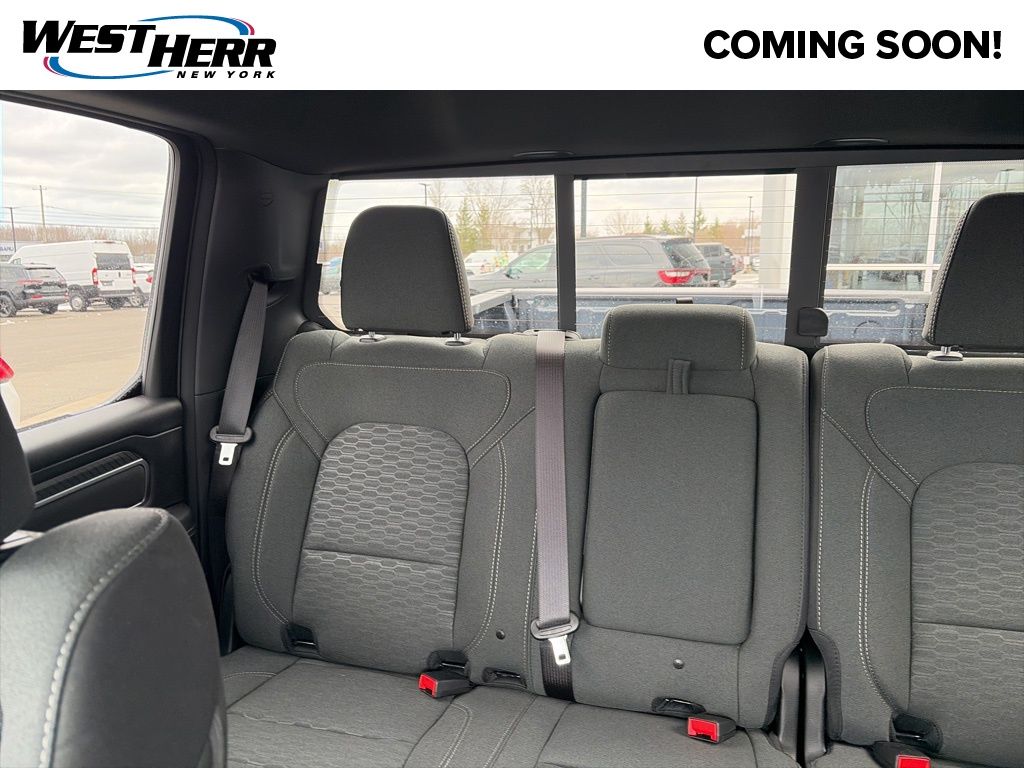 Certified Used 2025 Blue Ram Big Horn/Lone Star image 9