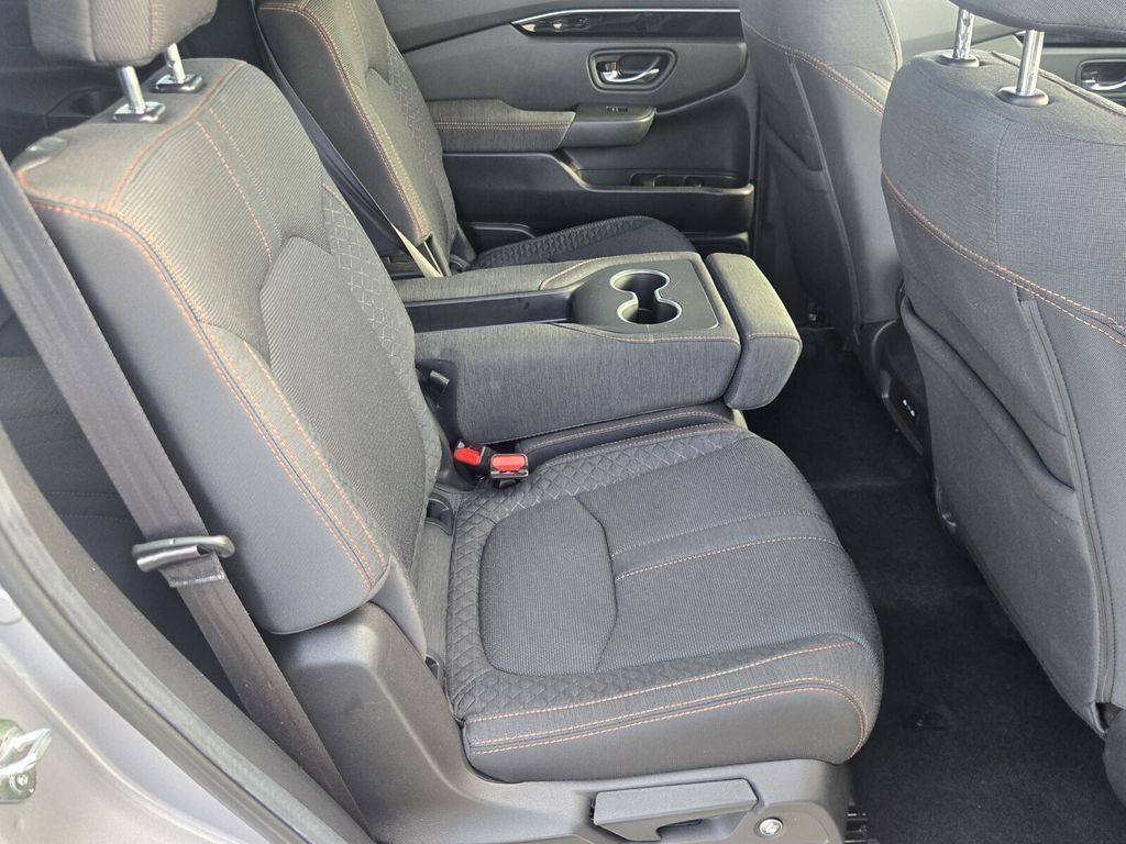 2025 Honda Pilot - $36,987