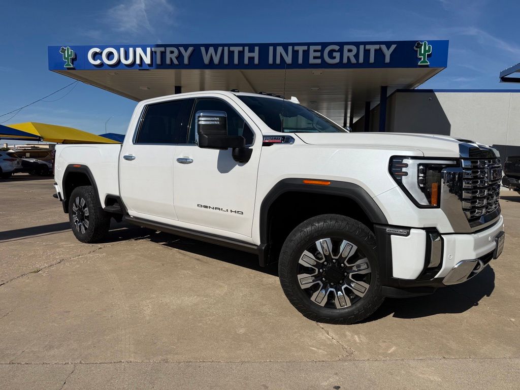 White Frost Tricoat 2024 GMC Sierra 2500HD Denali Crew Cab 4WD Pickup Truck Four-Wheel Drive Automatic