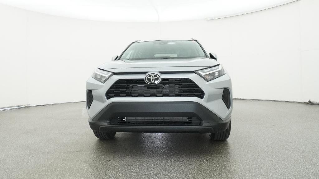 Thumbnail: 2025 Toyota RAV4 - 32
